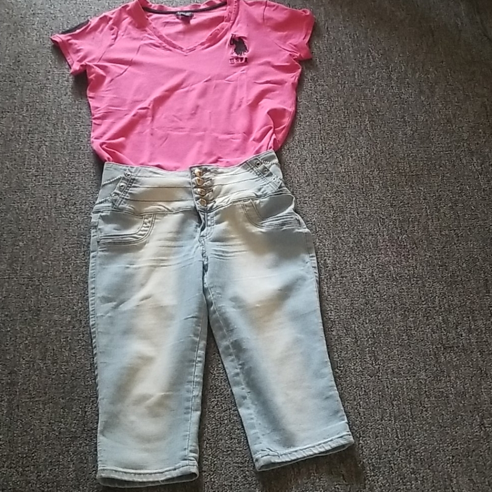 LOLO STRECH CAPRI JEANS SZ 7/8 WOMENS LIGHT WASH🌸
